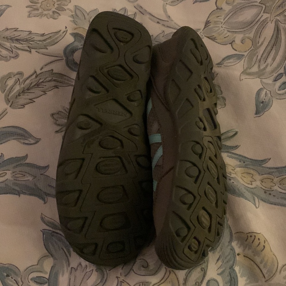 Merrell. Kids shoes. Size 2. - Picture 2 of 4